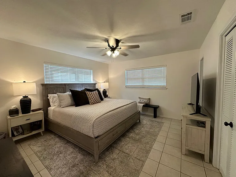 4303 N Port Ridglea Ct — Photo 21