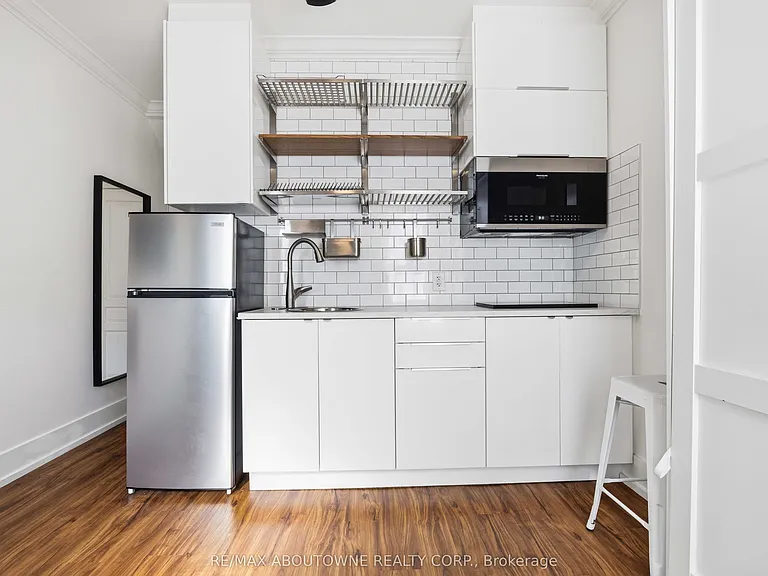 793 Pape Ave #4 — Photo 6