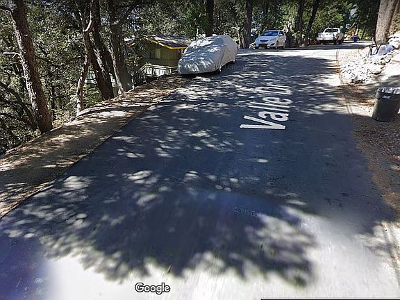 4th image of Valle Dr