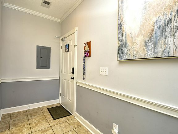 4th image of 4834 Carnation Circle #205