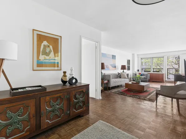 1199 Park Avenue 2F image 3 of 11