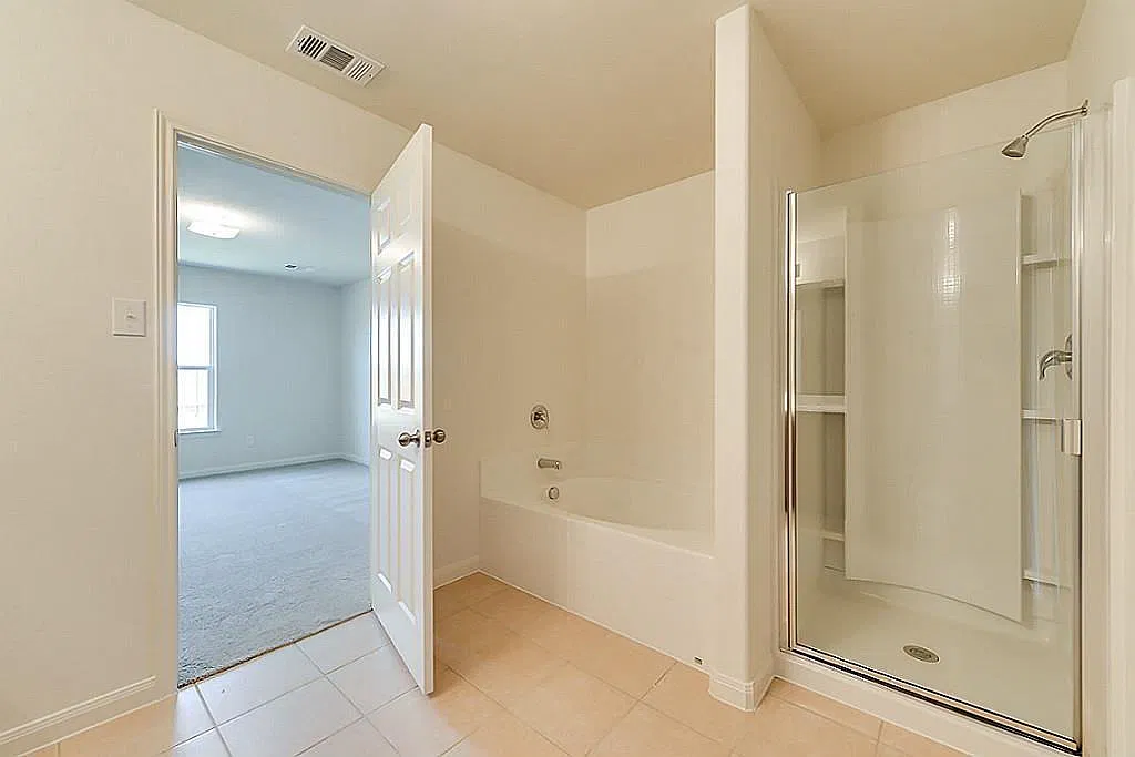 4 bed, 1800 sqft, $1,750 — Photo 4