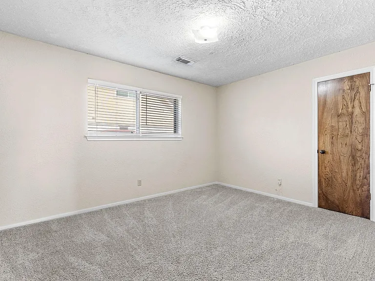 4010 Paraguay Cir — Photo 18