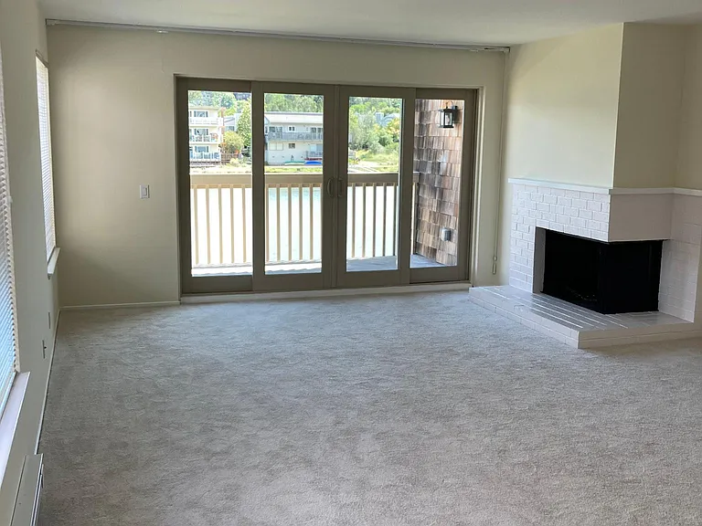 1075 S Eliseo Dr #4 — Photo 1