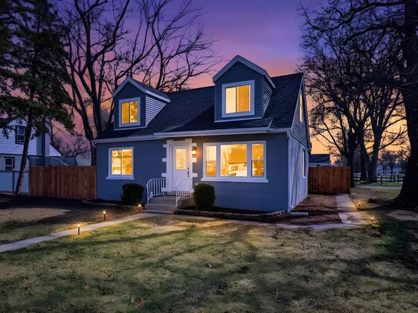 7851 Suburban Ln, Bridgeview, IL 60455