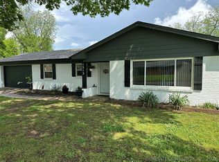 1512 Lariat Dr, Bartlesville, OK 74006