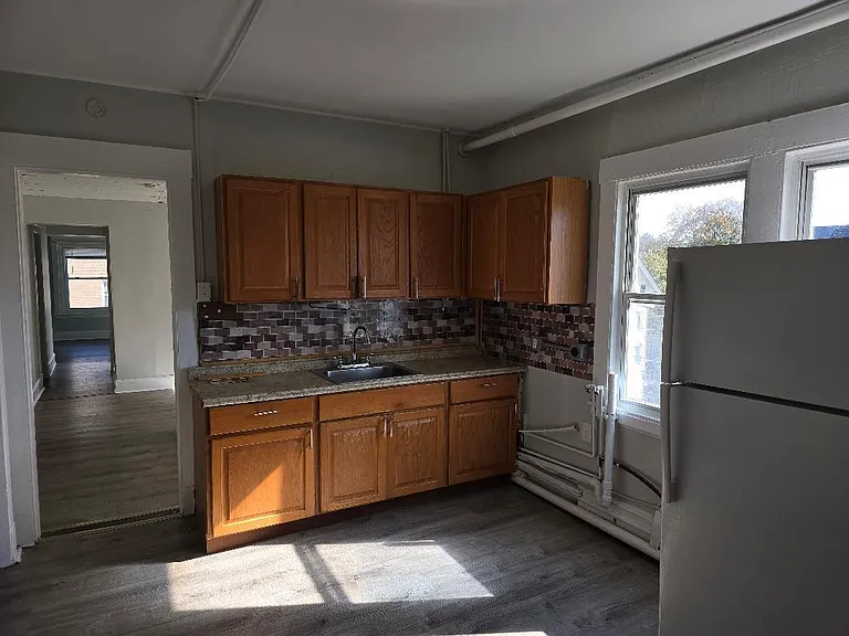 197 Chestnut Ave #2 — Photo 4