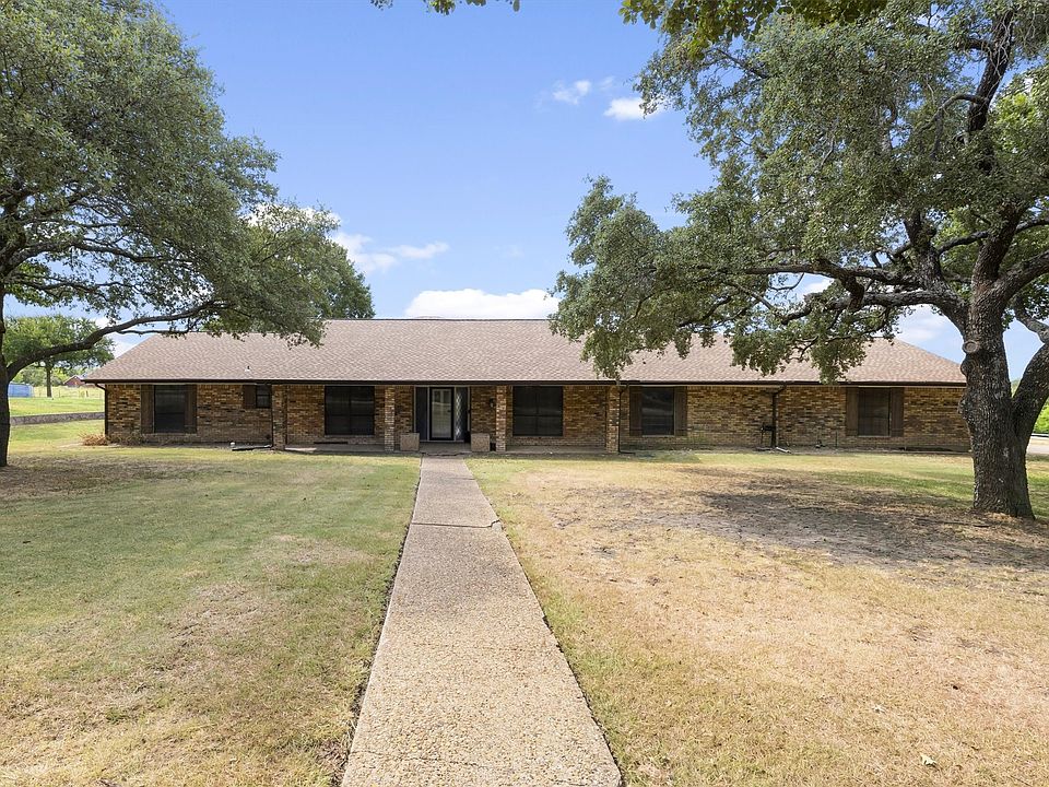 1st image of 5 Crestview Cir