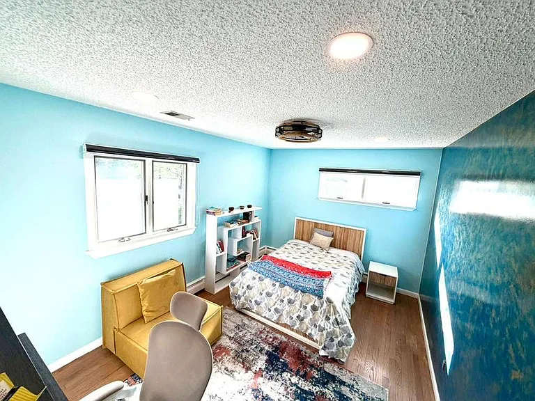 158 Hardenburg Ln — Photo 2