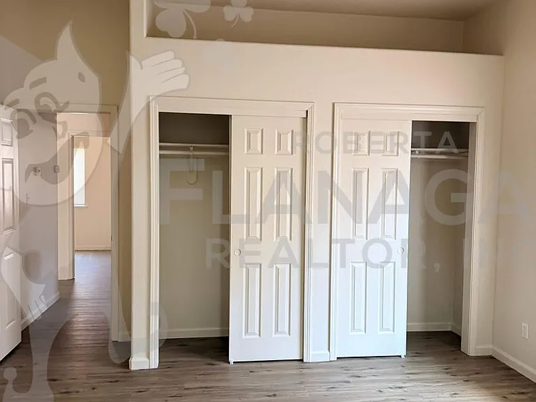 2974 Westminster Ct — Photo 13