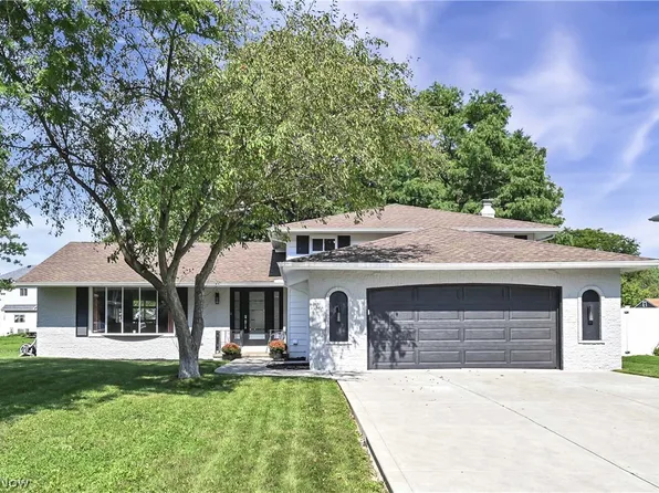 17100 Partridge Dr, Strongsville, OH 44136