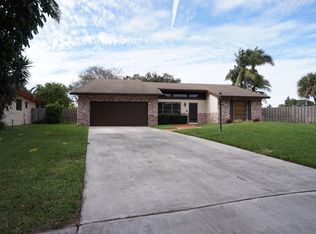 21521 Hollandaire Dr E, Boca Raton, FL 33433