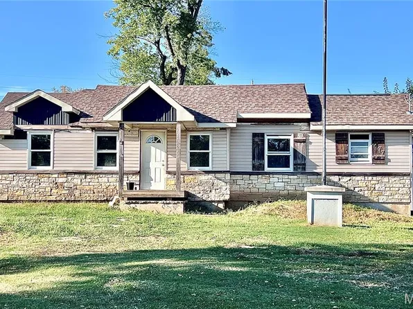 1477 Meramec Ave, Pacific, MO 63069