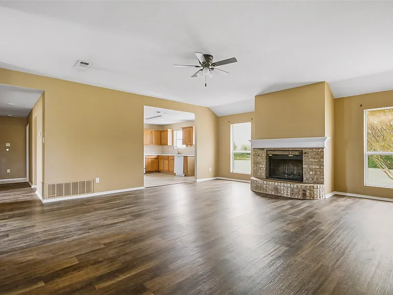 100 Pinnacle Cir — Photo 19