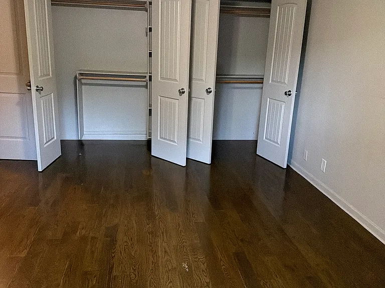 5720 E 62nd St S — Photo 12