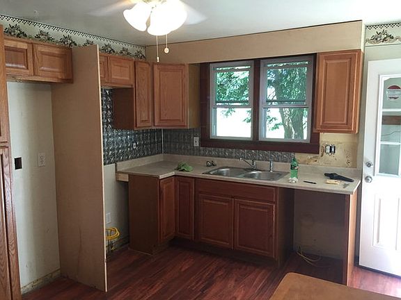2nd image of 35 Valley Dr