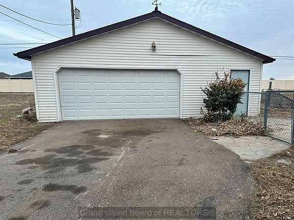 3rd image of 305 Cherokee Ave