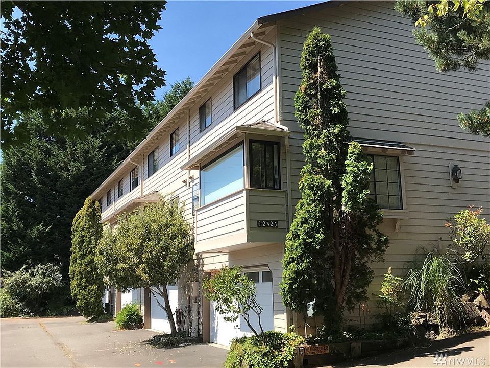 1st image of 12426 SE 30th St APT B1