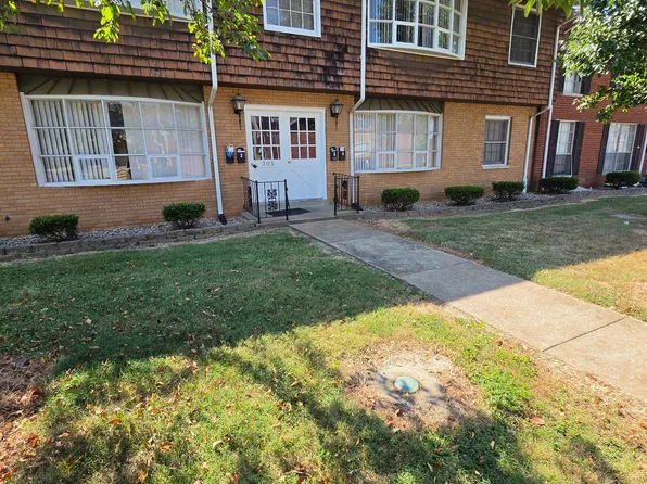 305 Gettysburg Rd APT 3, Belleville, IL 62226