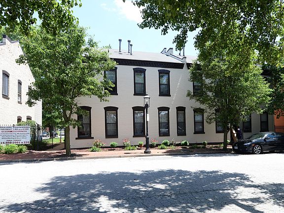 4th image of 1500 Menard St #18c00c7c8