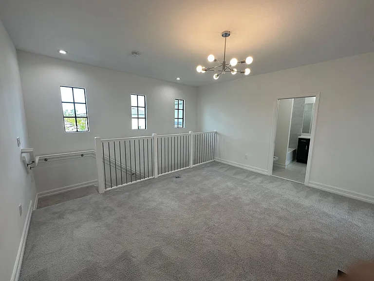 7502 Rockefeller Dr — Photo 14