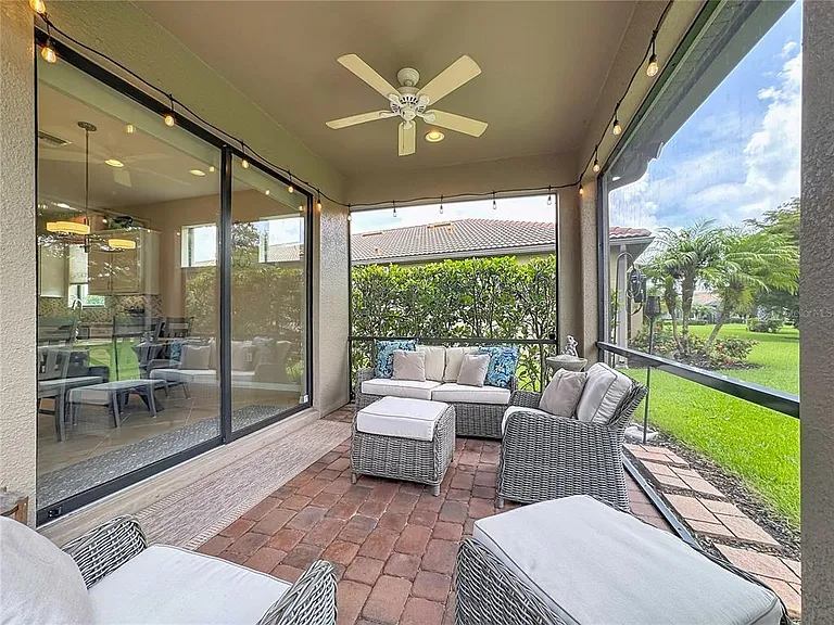 11230 Sandhill Preserve Dr — Photo 41