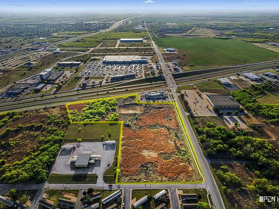 4th image of 2221 Airport Dr #I-44