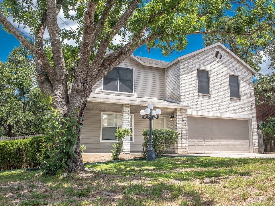1st image of 225 Samantha Dr #1