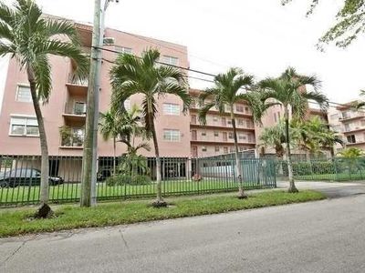 900 SW 84th Ave APT 310A, Miami, FL, 33144