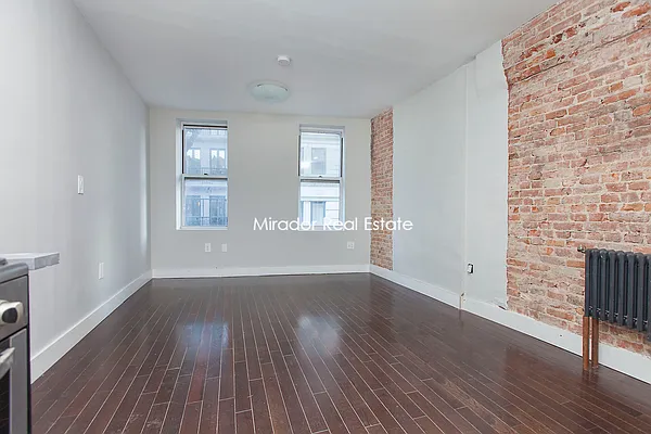 Rented by Mirador Real Estate | media 12