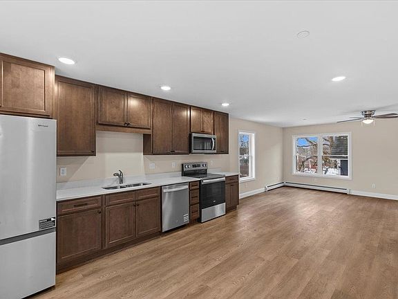 5th image of 12 Franklin Street #1