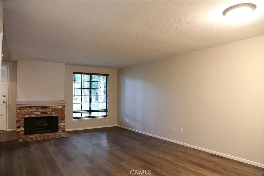 Building Photo - 204 San Luis Rey Dr