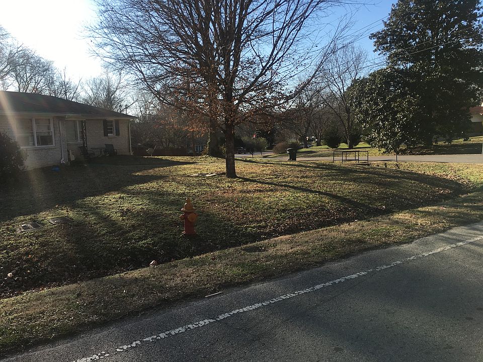 1st image of 735 Winthorne Dr