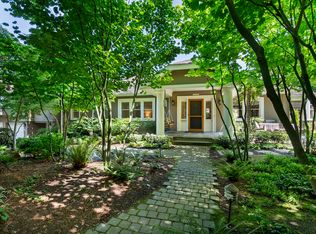 1520 38th Ave E, Seattle, WA 98112