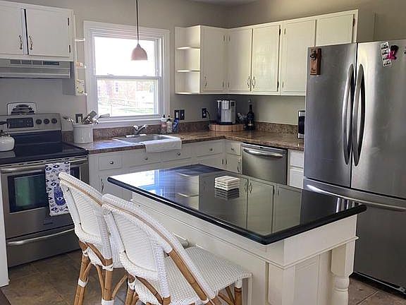 5th image of 2627 Drayton Dr