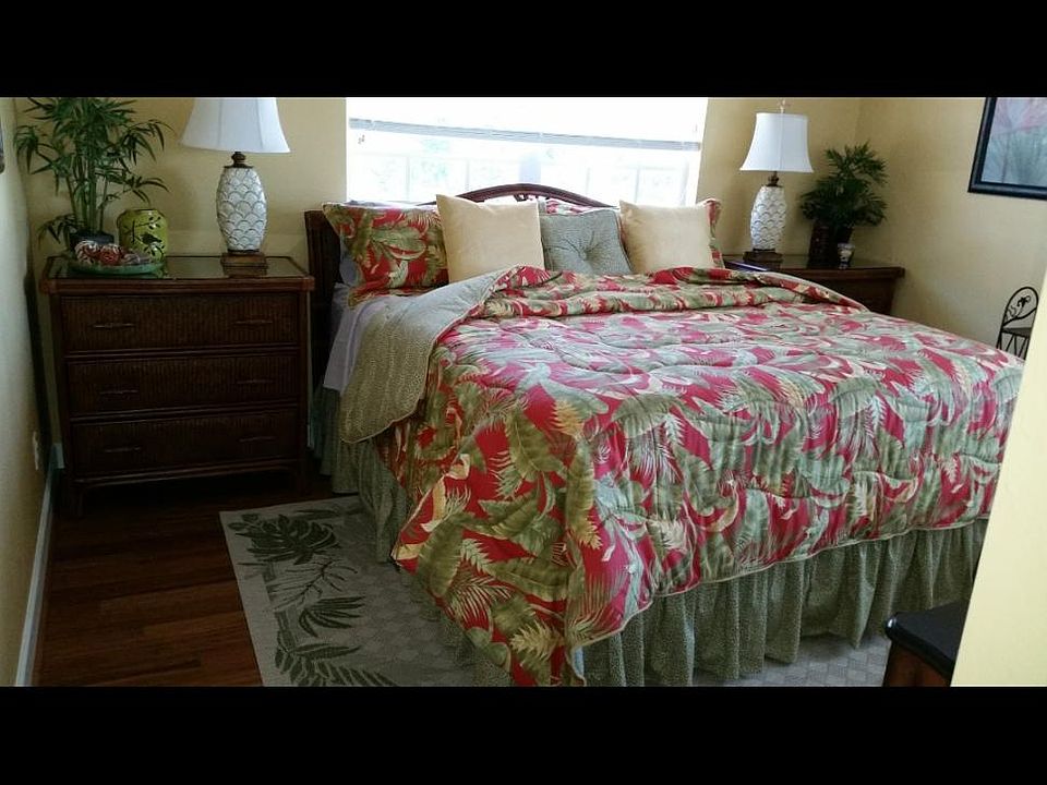 1st image of 2550 Estero Blvd APT 21