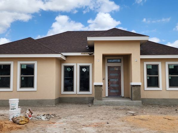221 Bayo Dr, Eagle Pass, TX 78852