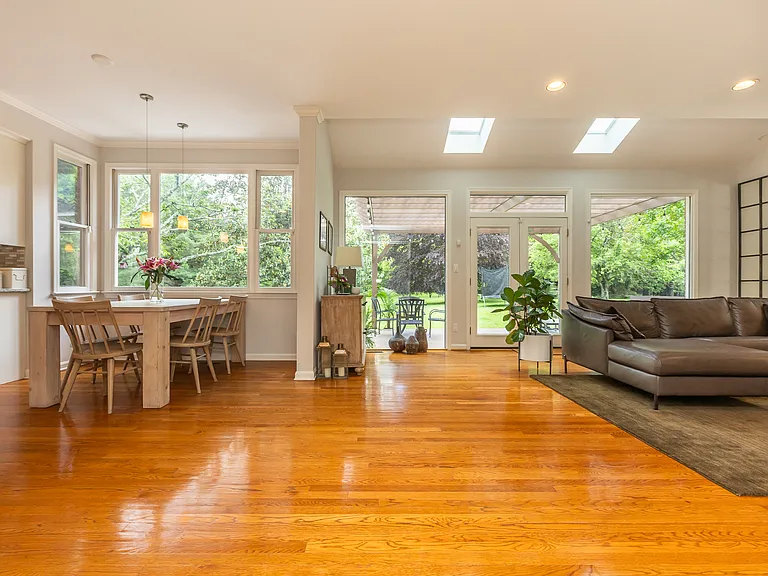 8809 Saunders Ln — Photo 89