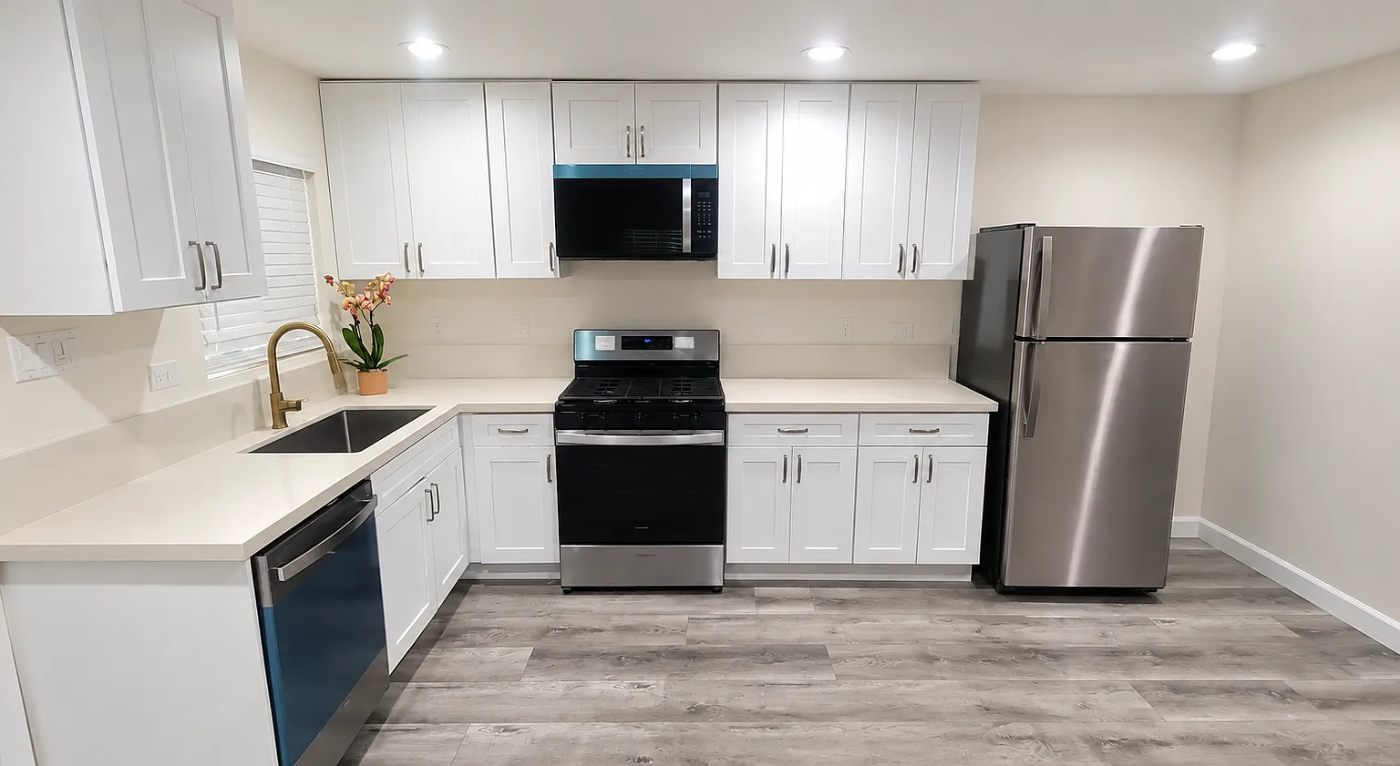 2 bed, 950 sqft, $2,500 — Photo 1