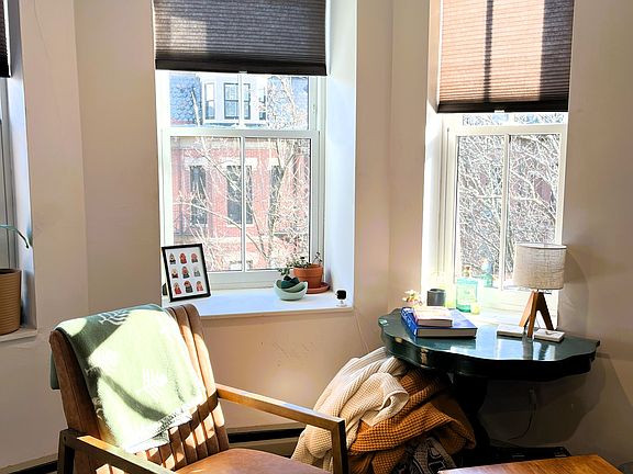 3rd image of 71 Chandler St APT 5