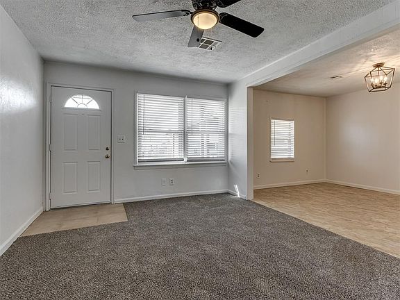 3rd image of 4417 SE 40th St