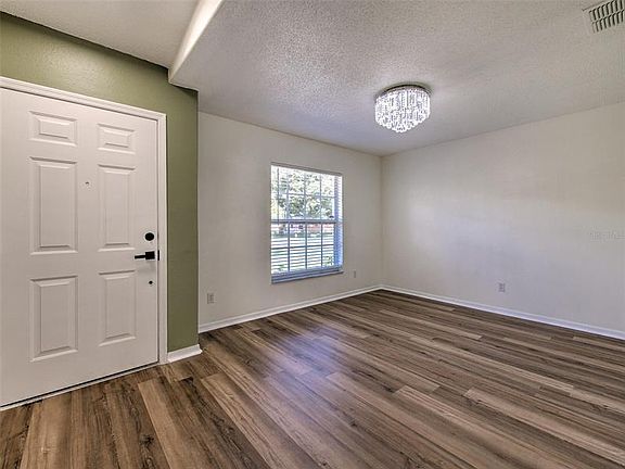 3rd image of 11407 Wellman Dr