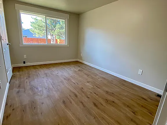 14505 E 18th Ave — Photo 9