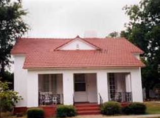 404 Wilson Dam Ave, Sheffield, AL 35660
