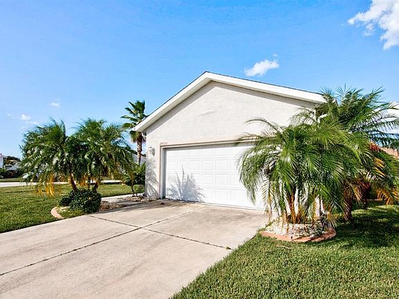 4th image of 24500 Bramhope Ct