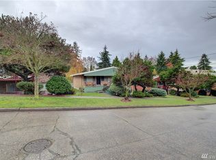 2371 48th Ave SW, Seattle, WA 98116