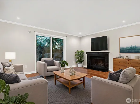 14010 NE 181st Place #C102, Woodinville, WA 98072