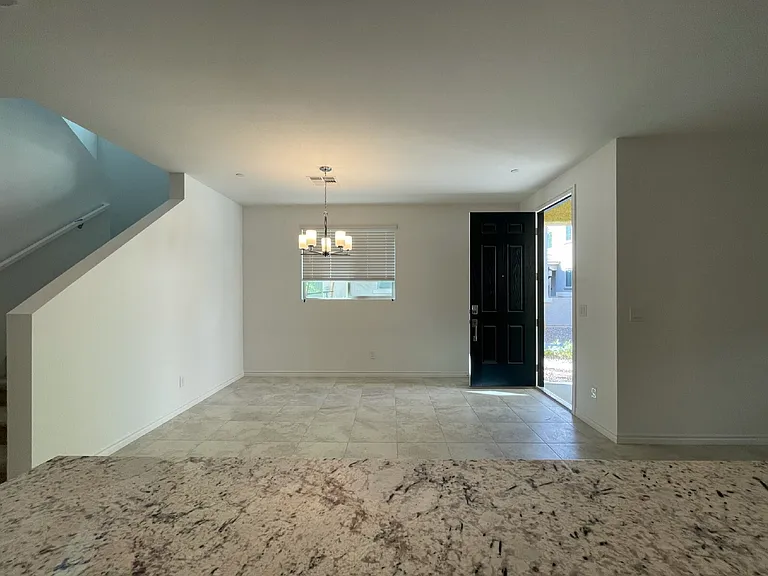 802 Spring Estates Ave — Photo 9