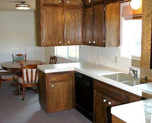 4th image of 706 E Pinedale Ave