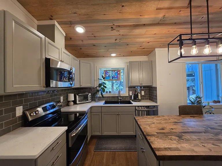 265 Joshua Rd — Photo 9